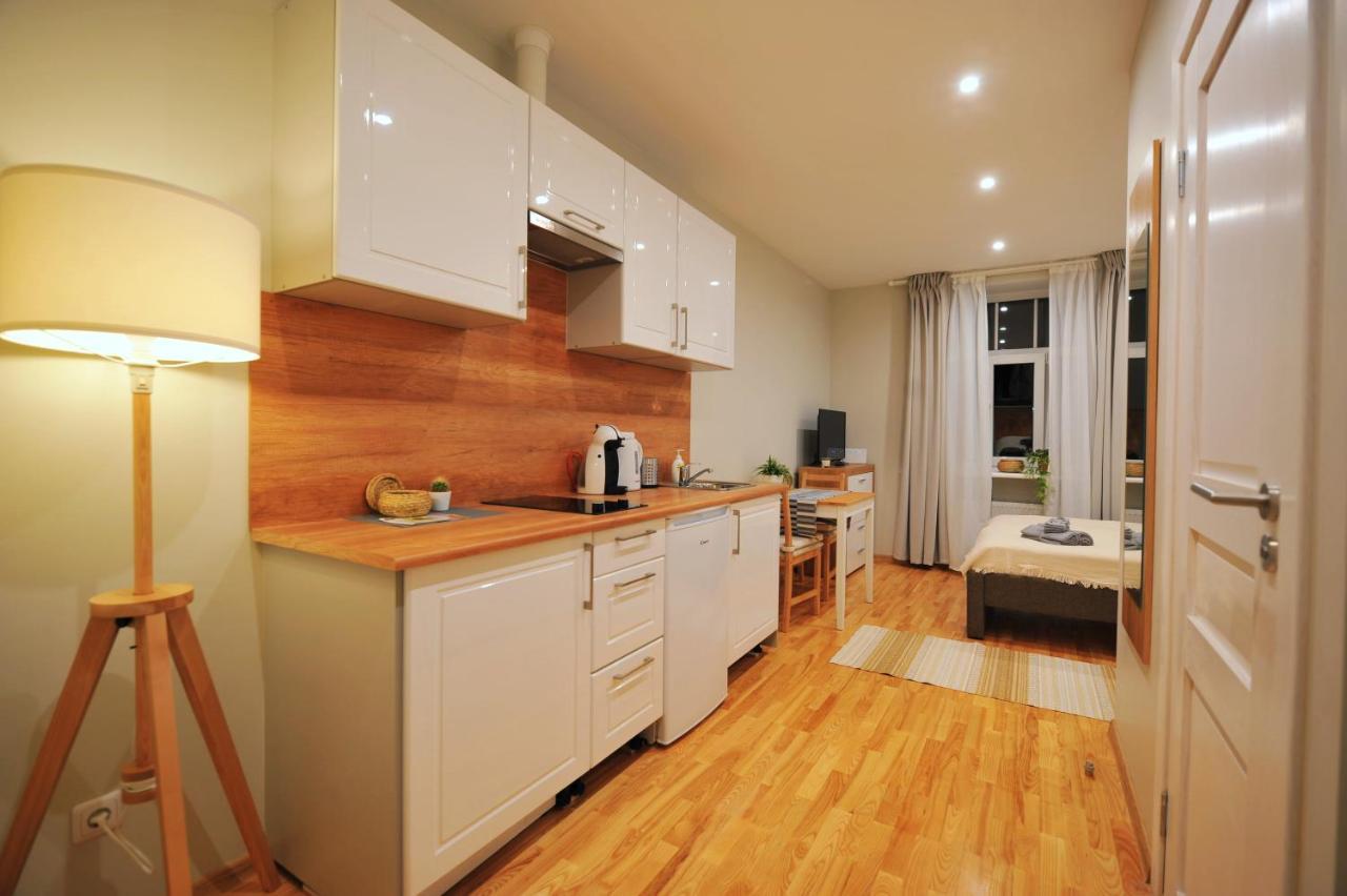 ריגה Central Comfort At Hanzas Residence, Stay Near Cafes, Bars, Museums & Esplanade מראה חיצוני תמונה